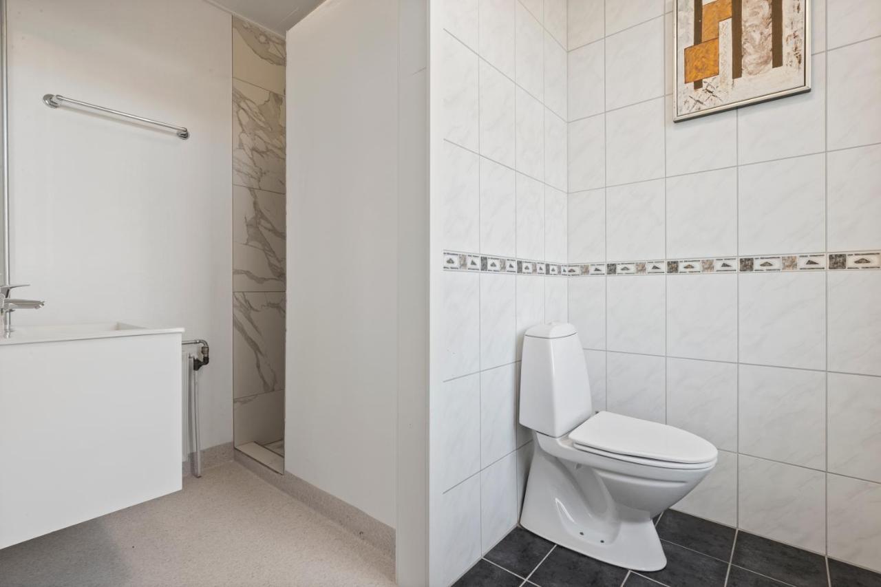 Esbjerg Bb Hotel Bagian luar foto